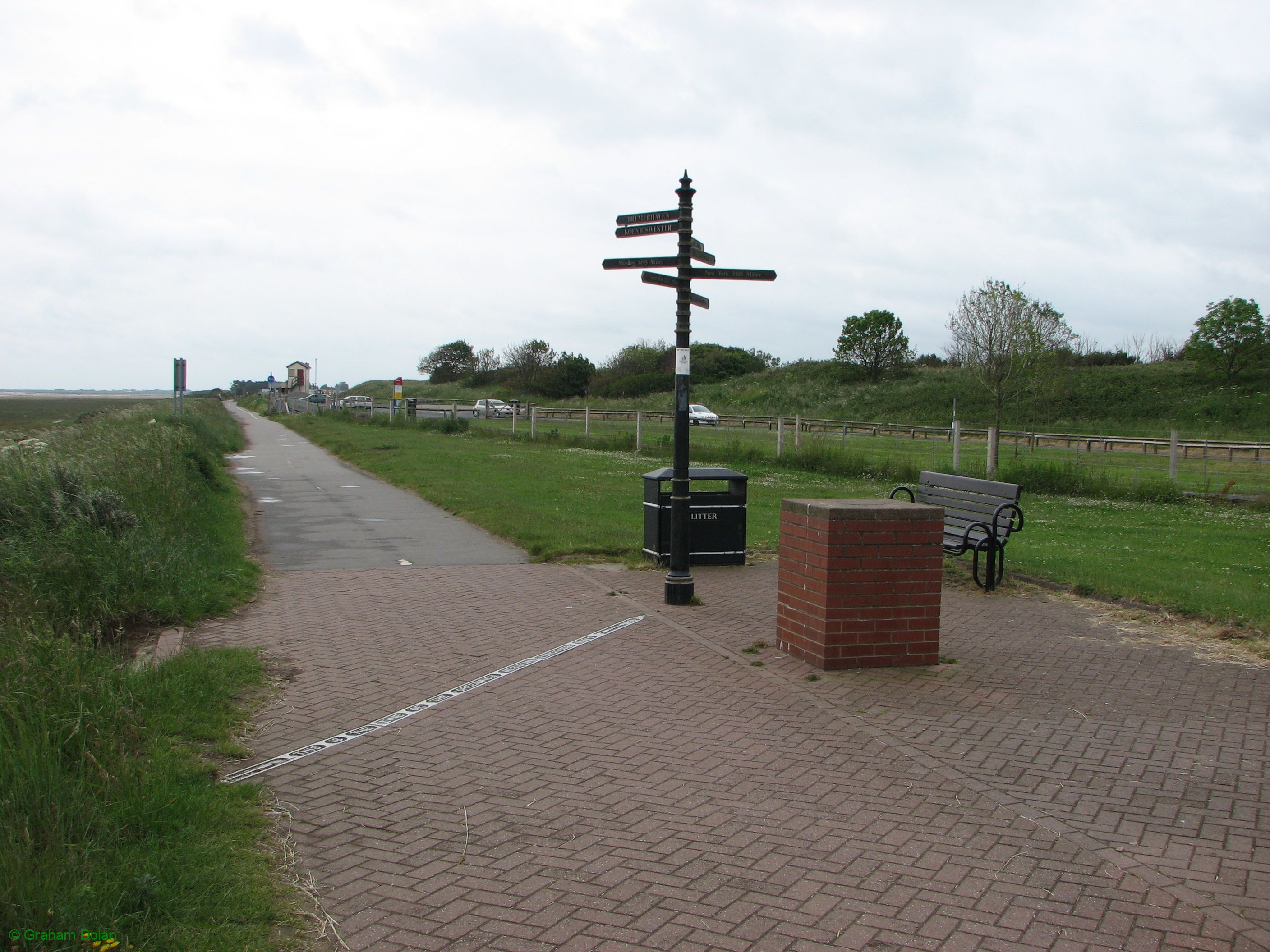 Greenwich Meridian Marker; England; Lincolnshire; Cleethorpes